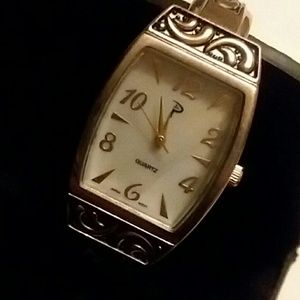 Pre-Owned P Quartz Fashion Watch